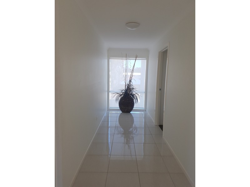 2 Tamarind Close, Burrum Heads QLD 4659