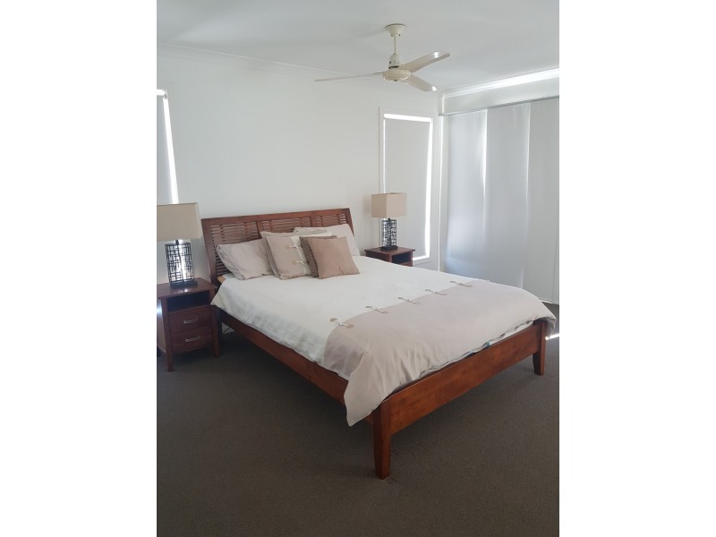 2 Tamarind Close, Burrum Heads QLD 4659