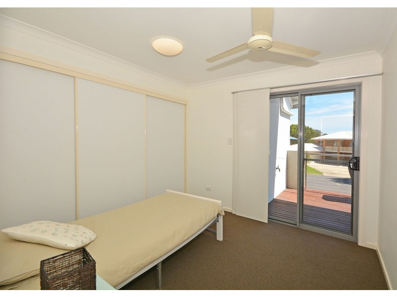 2 Tamarind Close, Burrum Heads QLD 4659