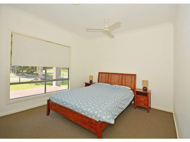 2 Tamarind Close, Burrum Heads QLD 4659
