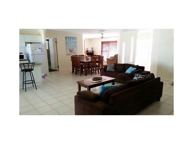 130 Burrum Street, Burrum Heads QLD 4659