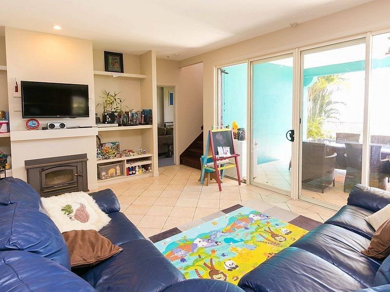58 Kingfisher Pde, Toogoom QLD 4655