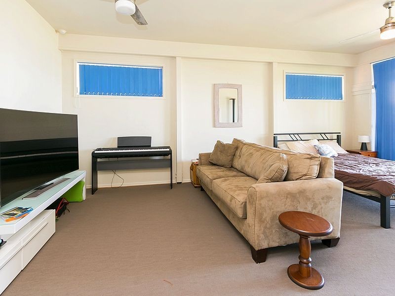 58 Kingfisher Pde, Toogoom QLD 4655