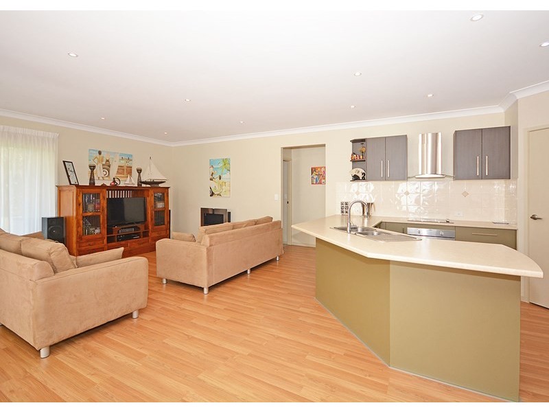 12 Lilly Pilly Drive, Burrum Heads QLD 4659