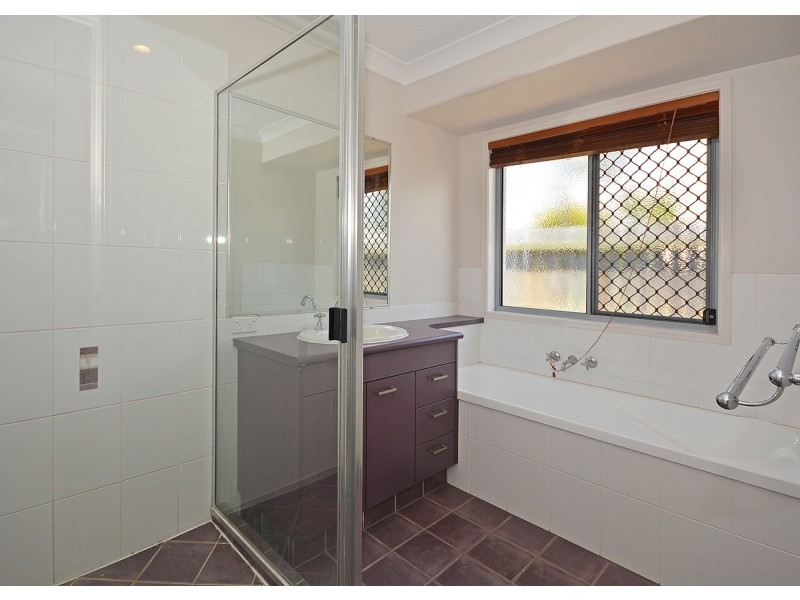 16 BEACH DRIVE, Burrum Heads QLD 4659