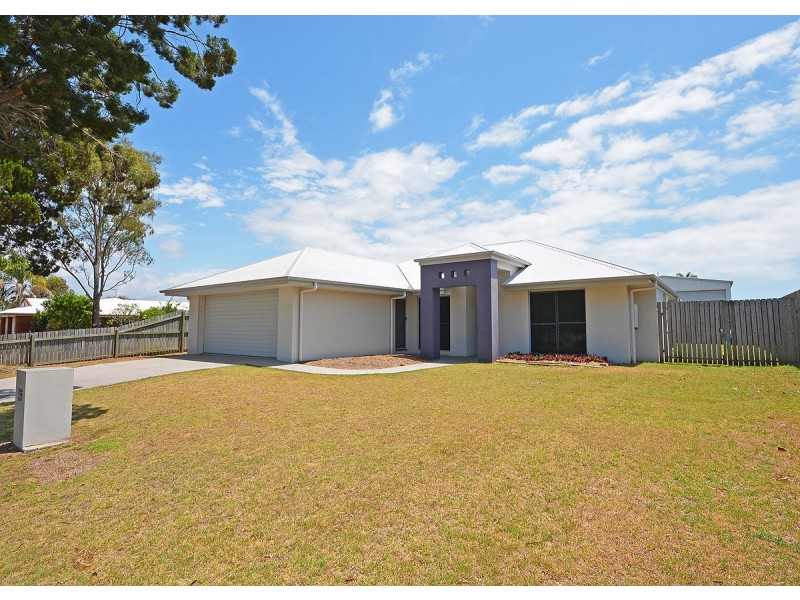 16 BEACH DRIVE, Burrum Heads QLD 4659