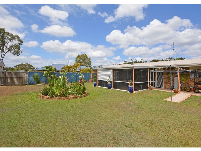 4 Lakeside Drive, Burrum Heads QLD 4659