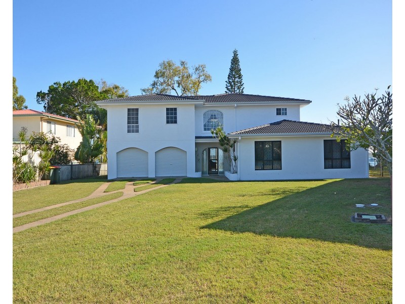 70 Riverview Drive, Burrum Heads QLD 4659