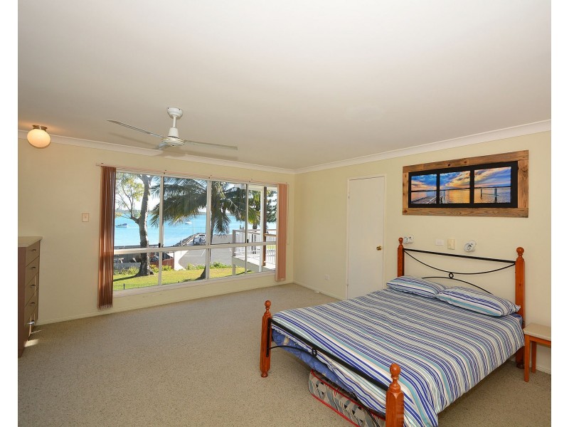 70 Riverview Drive, Burrum Heads QLD 4659