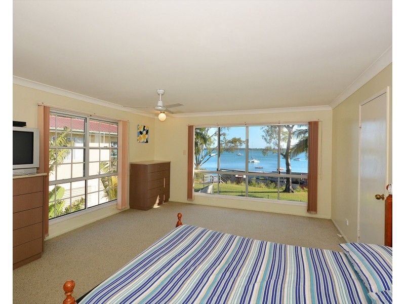 70 Riverview Drive, Burrum Heads QLD 4659