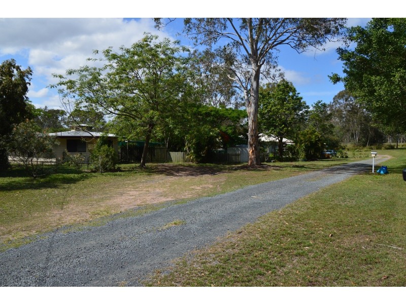 68 Old Bruce Highway, Howard QLD 4659