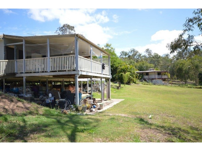 68 Old Bruce Highway, Howard QLD 4659
