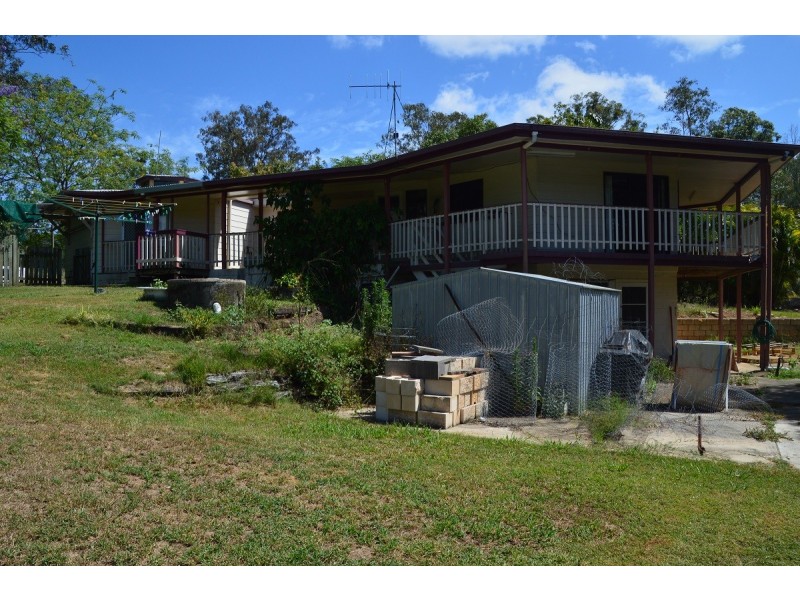 68 Old Bruce Highway, Howard QLD 4659