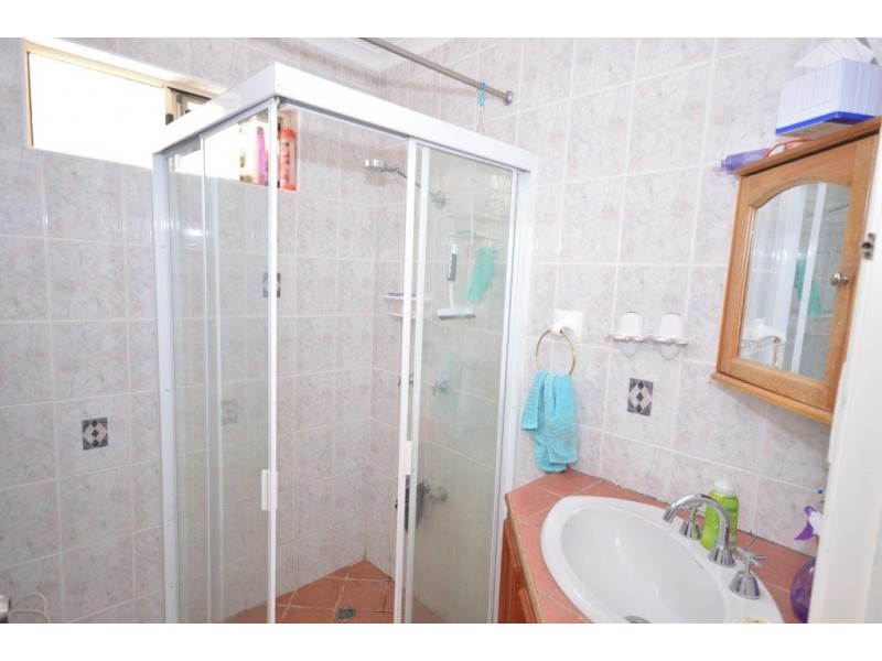 68 Old Bruce Highway, Howard QLD 4659