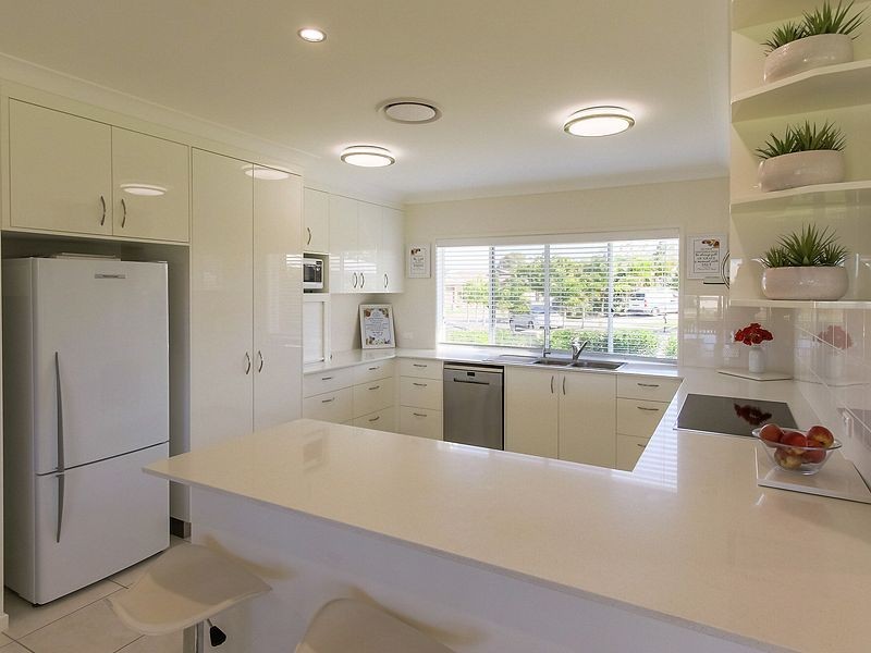 9 Fulmar Court, Burrum Heads QLD 4659