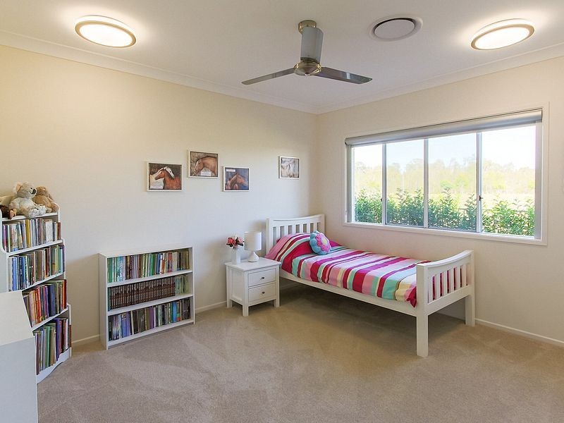 9 Fulmar Court, Burrum Heads QLD 4659