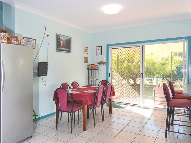 11 Bluegum Drive, Burrum Heads QLD 4659