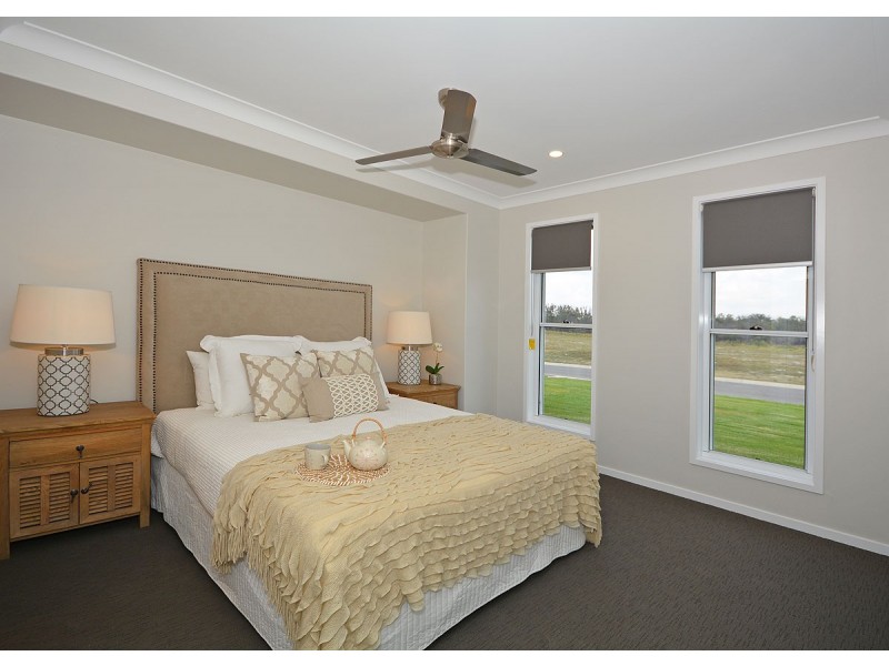 25 Honey Myrtle Close, Burrum Heads QLD 4659