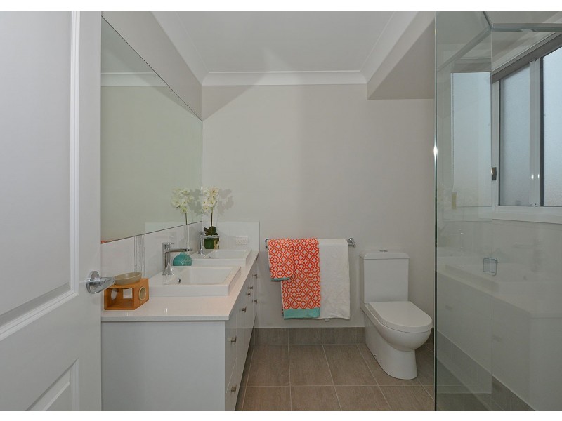 25 Honey Myrtle Close, Burrum Heads QLD 4659