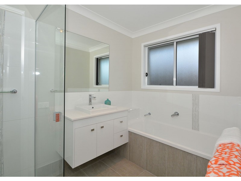 25 Honey Myrtle Close, Burrum Heads QLD 4659