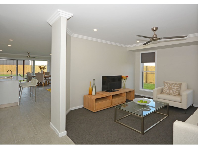 25 Honey Myrtle Close, Burrum Heads QLD 4659