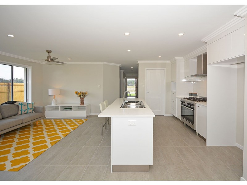 25 Honey Myrtle Close, Burrum Heads QLD 4659