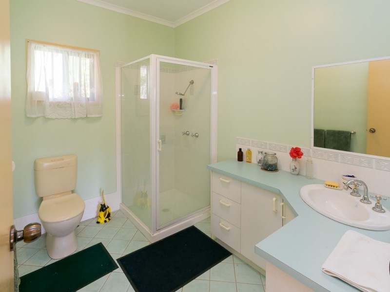 12 Burrum River Road, Torbanlea QLD 4662