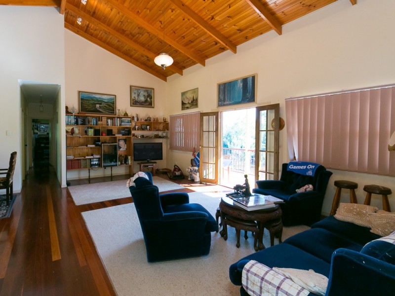 12 Burrum River Road, Torbanlea QLD 4662