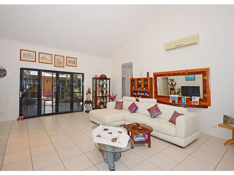 99 Riverview Drive, Burrum Heads QLD 4659