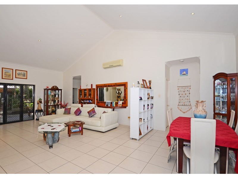 99 Riverview Drive, Burrum Heads QLD 4659