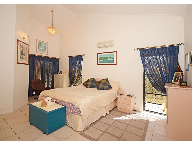 99 Riverview Drive, Burrum Heads QLD 4659