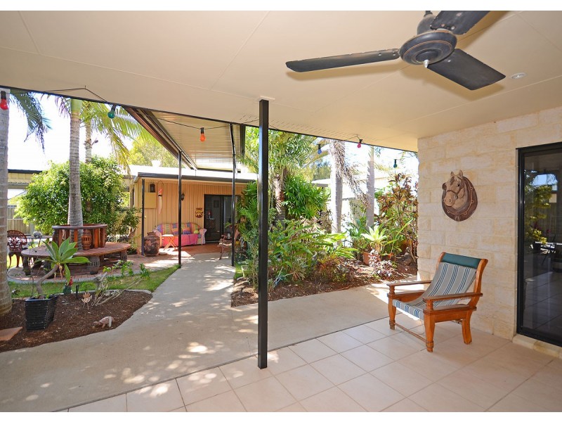 99 Riverview Drive, Burrum Heads QLD 4659