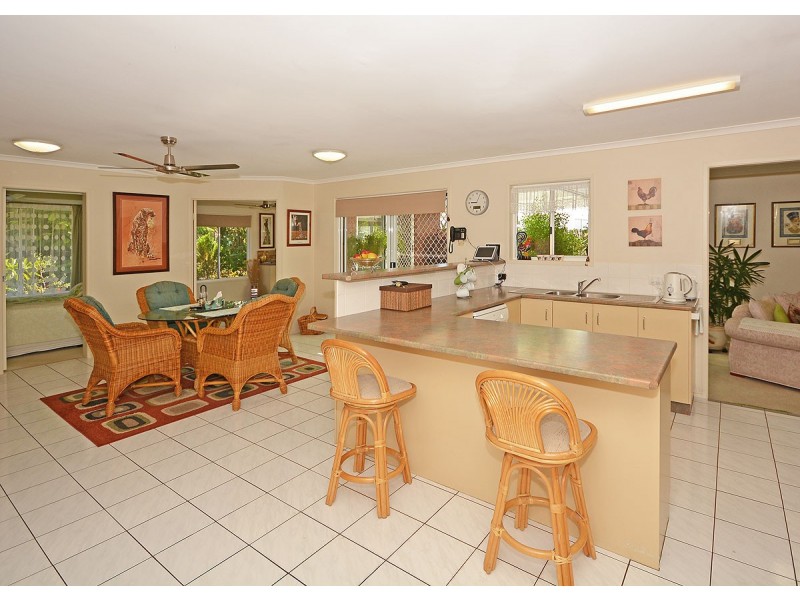 12 Beach Drive, Burrum Heads QLD 4659