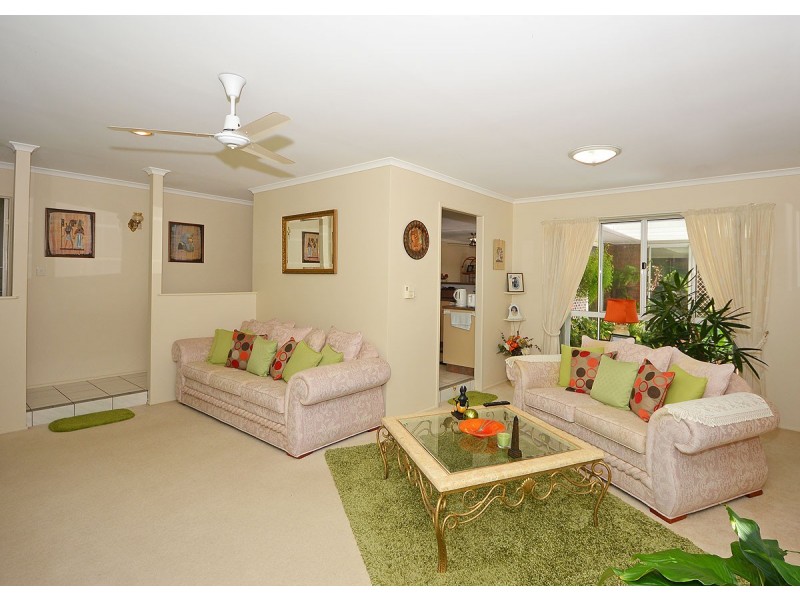 12 Beach Drive, Burrum Heads QLD 4659