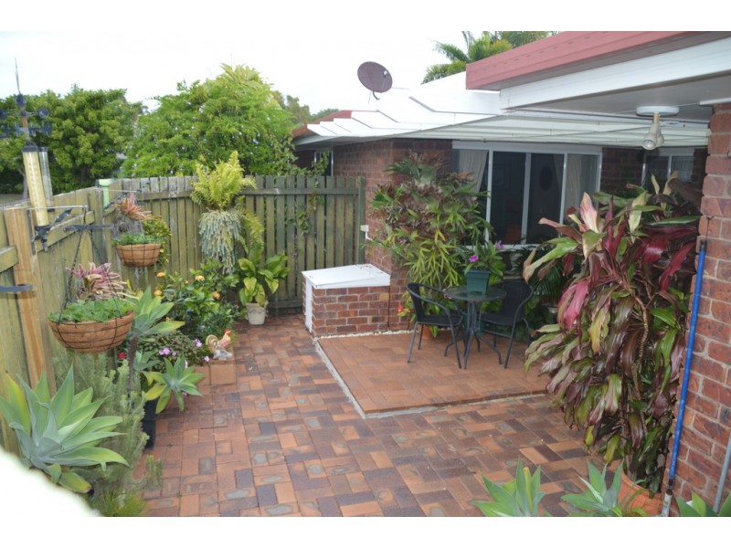12 Beach Drive, Burrum Heads QLD 4659