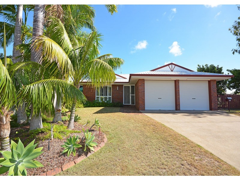 12 Beach Drive, Burrum Heads QLD 4659