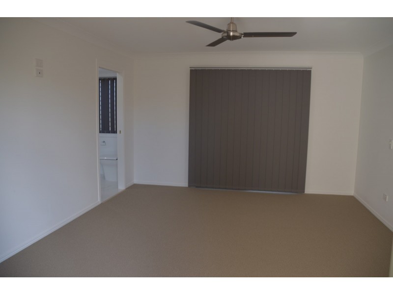 4 Southfork Circuit, Burrum Heads QLD 4659
