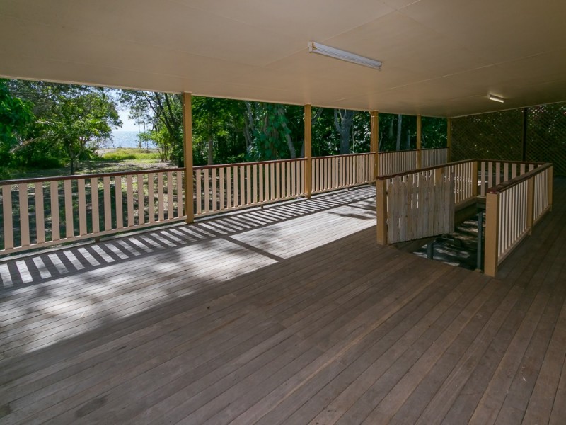 36 Kingfisher Parade, Toogoom QLD 4655