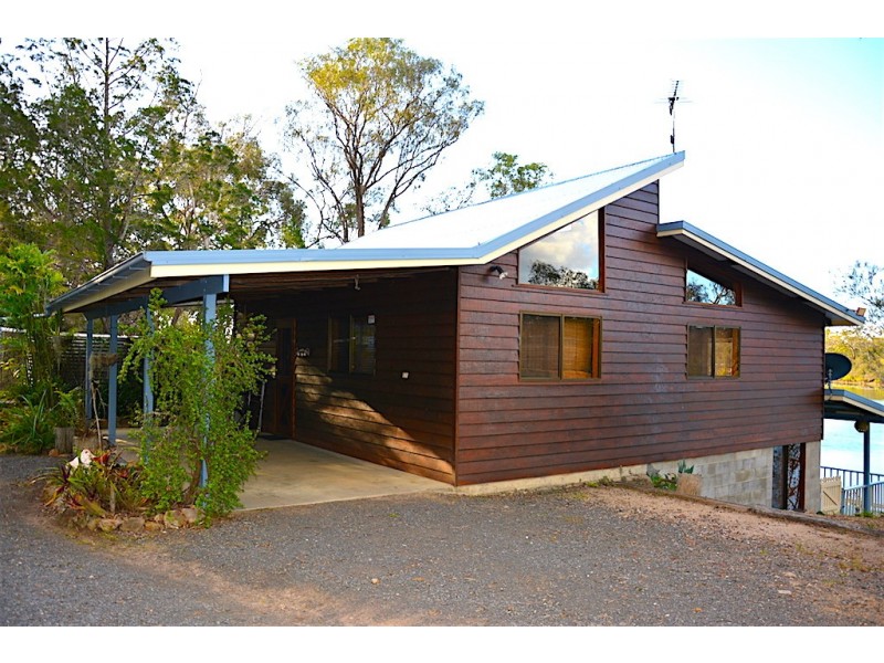 17 Jacqueline Drive, Pacific Haven QLD 4659