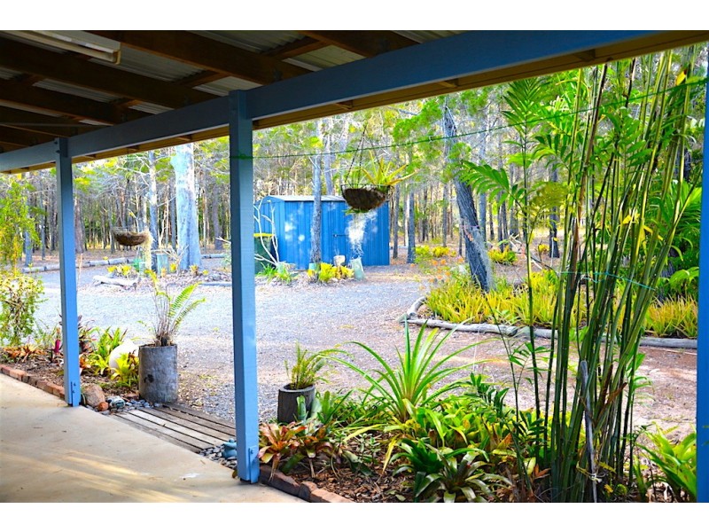 17 Jacqueline Drive, Pacific Haven QLD 4659