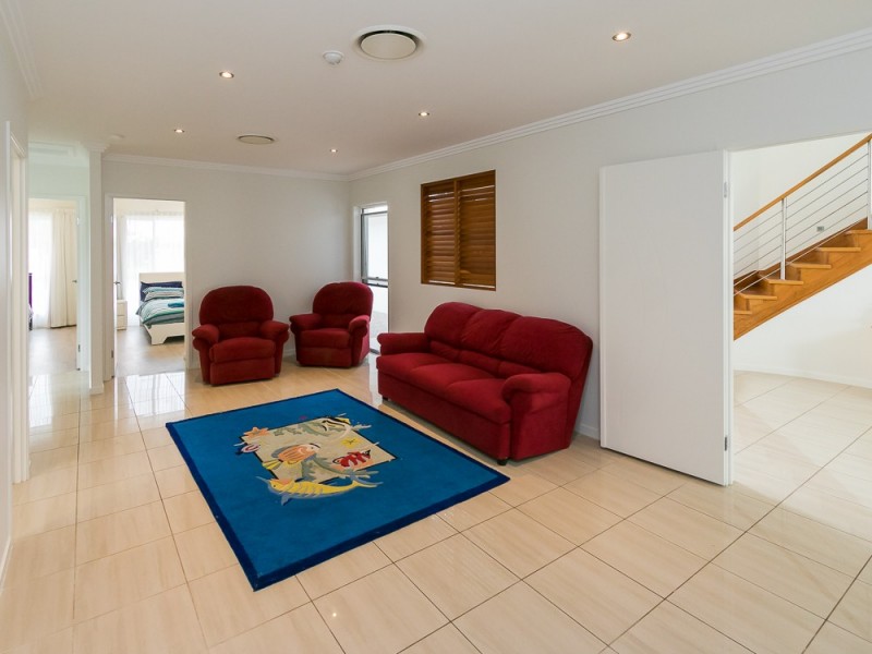 66 Traviston Way, Burrum Heads QLD 4659