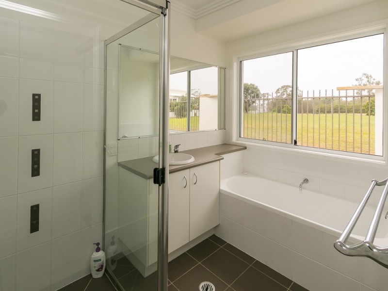 66 Traviston Way, Burrum Heads QLD 4659