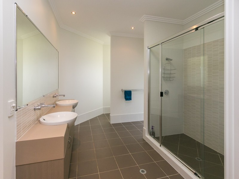 66 Traviston Way, Burrum Heads QLD 4659