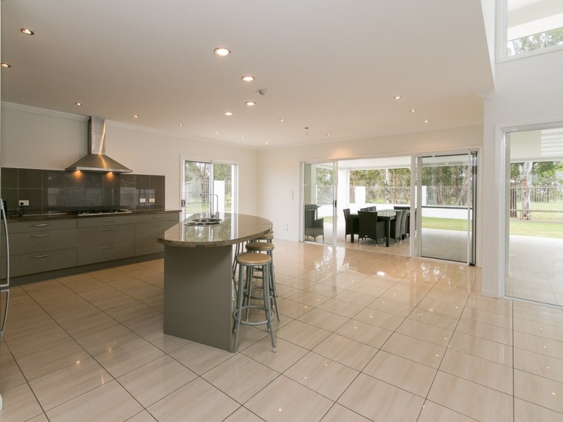 66 Traviston Way, Burrum Heads QLD 4659