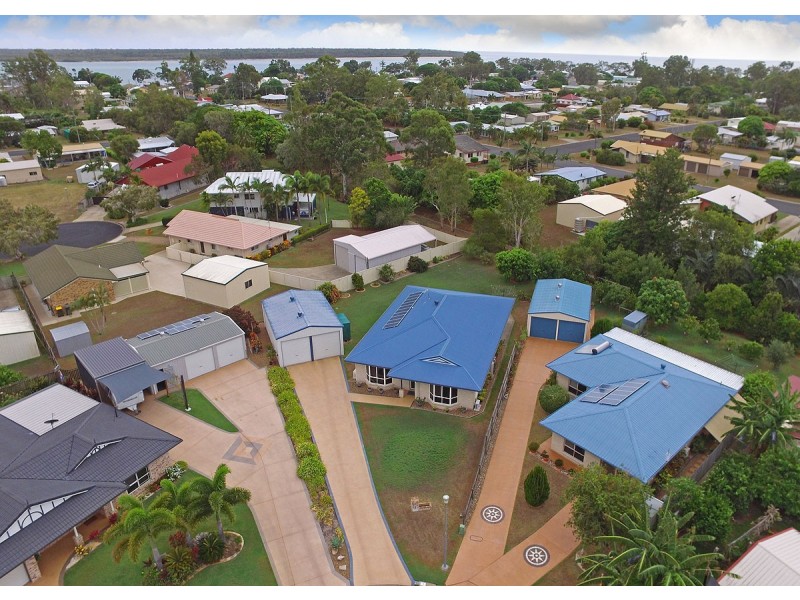7 Amber Court, Burrum Heads QLD 4659