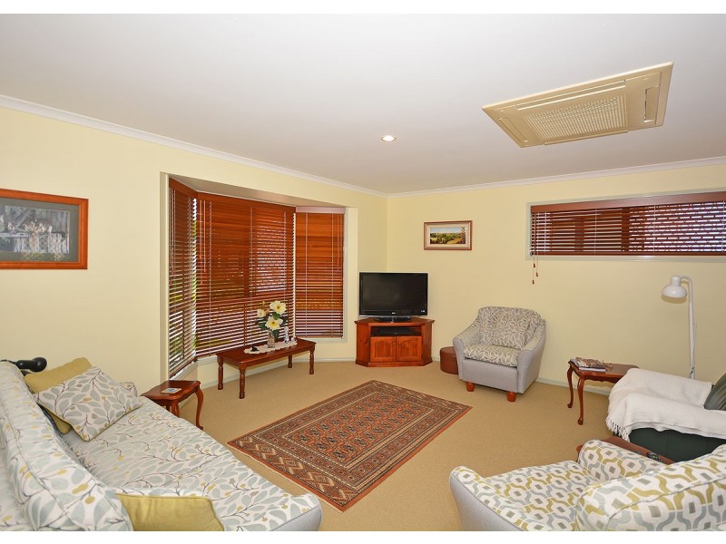 7 Amber Court, Burrum Heads QLD 4659