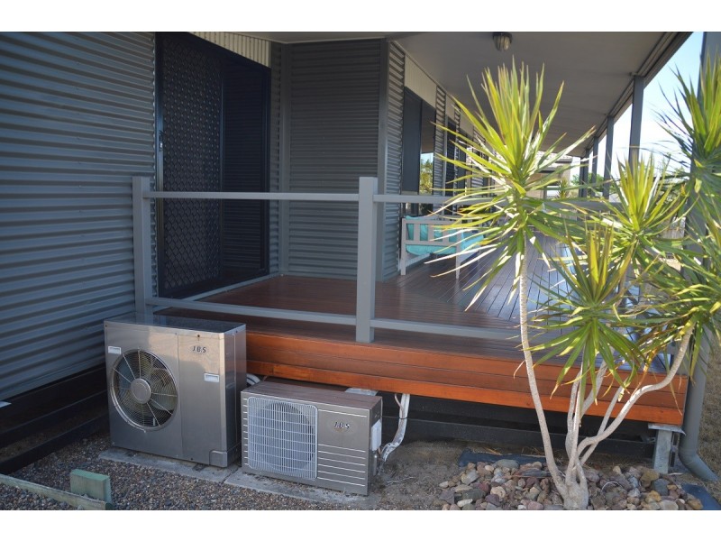 5 Lakes Boulevard, Burrum Heads QLD 4659