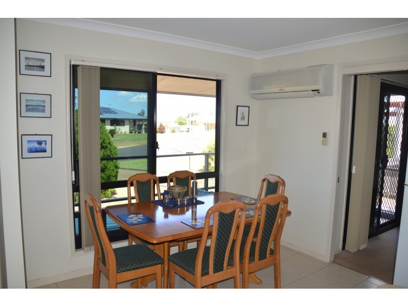 5 Lakes Boulevard, Burrum Heads QLD 4659