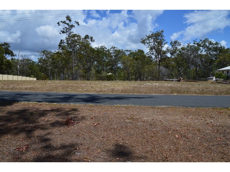 4 Lorikeet Drive, Burrum Heads QLD 4659