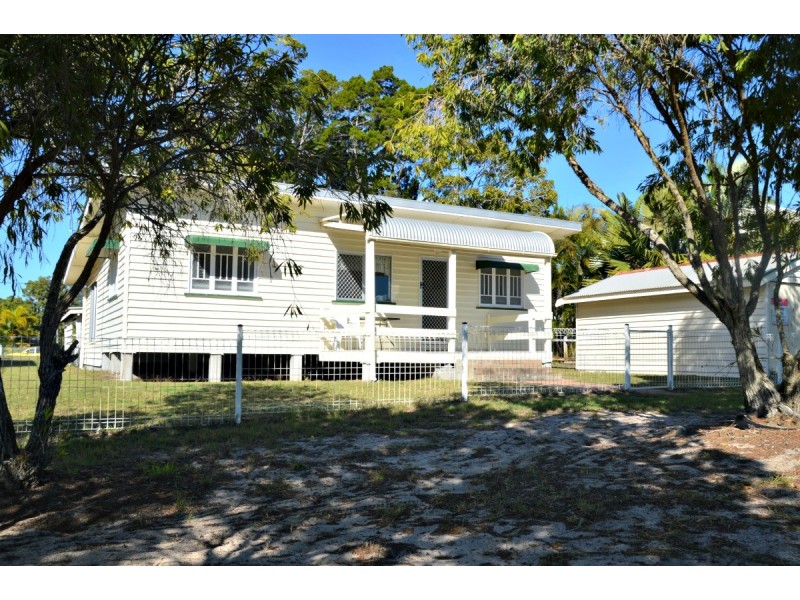 28 Burrum Street, Burrum Heads QLD 4659